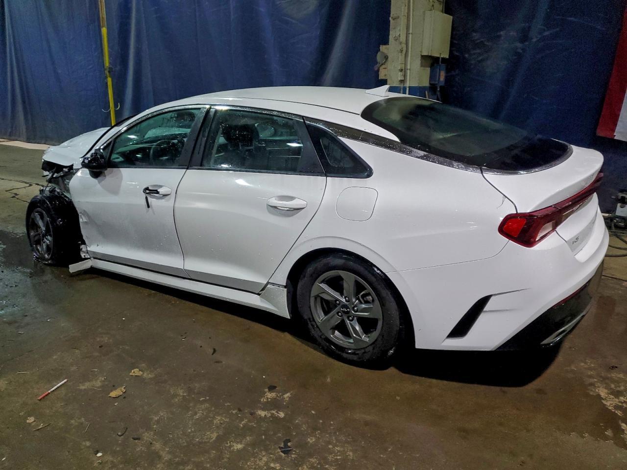 2023 KIA K5