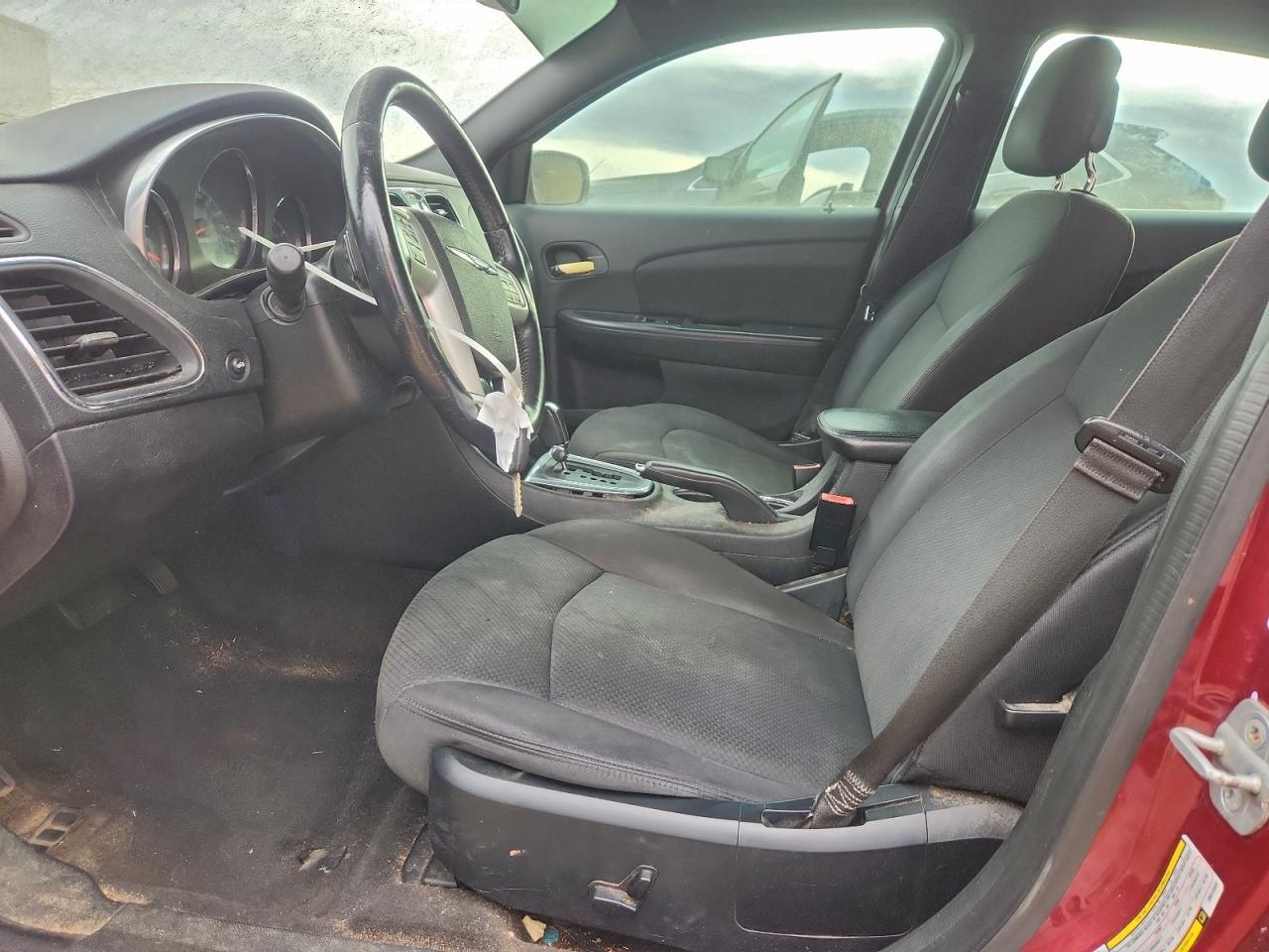 2013 CHRYSLER 200