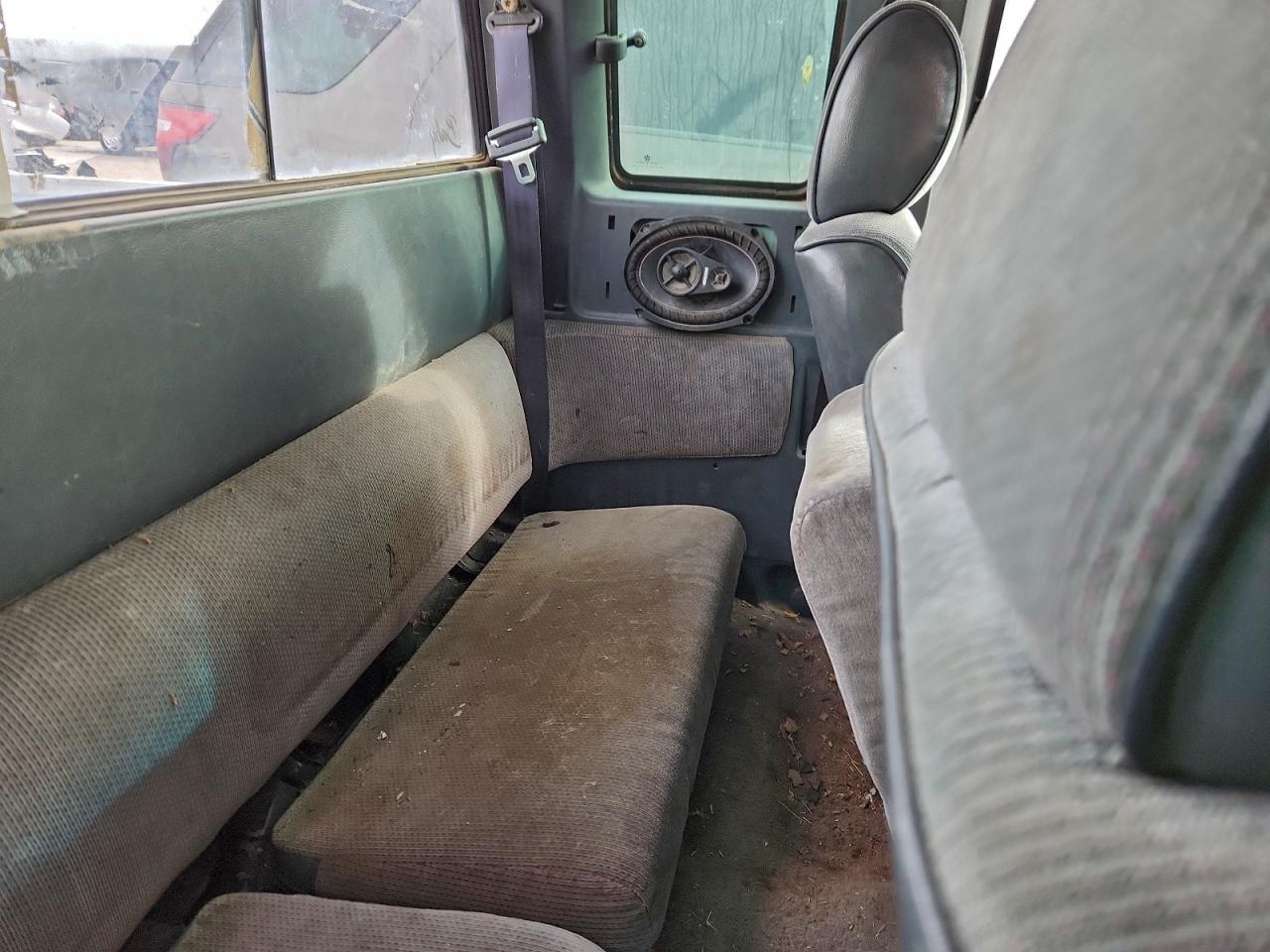 1993 DODGE Dakota