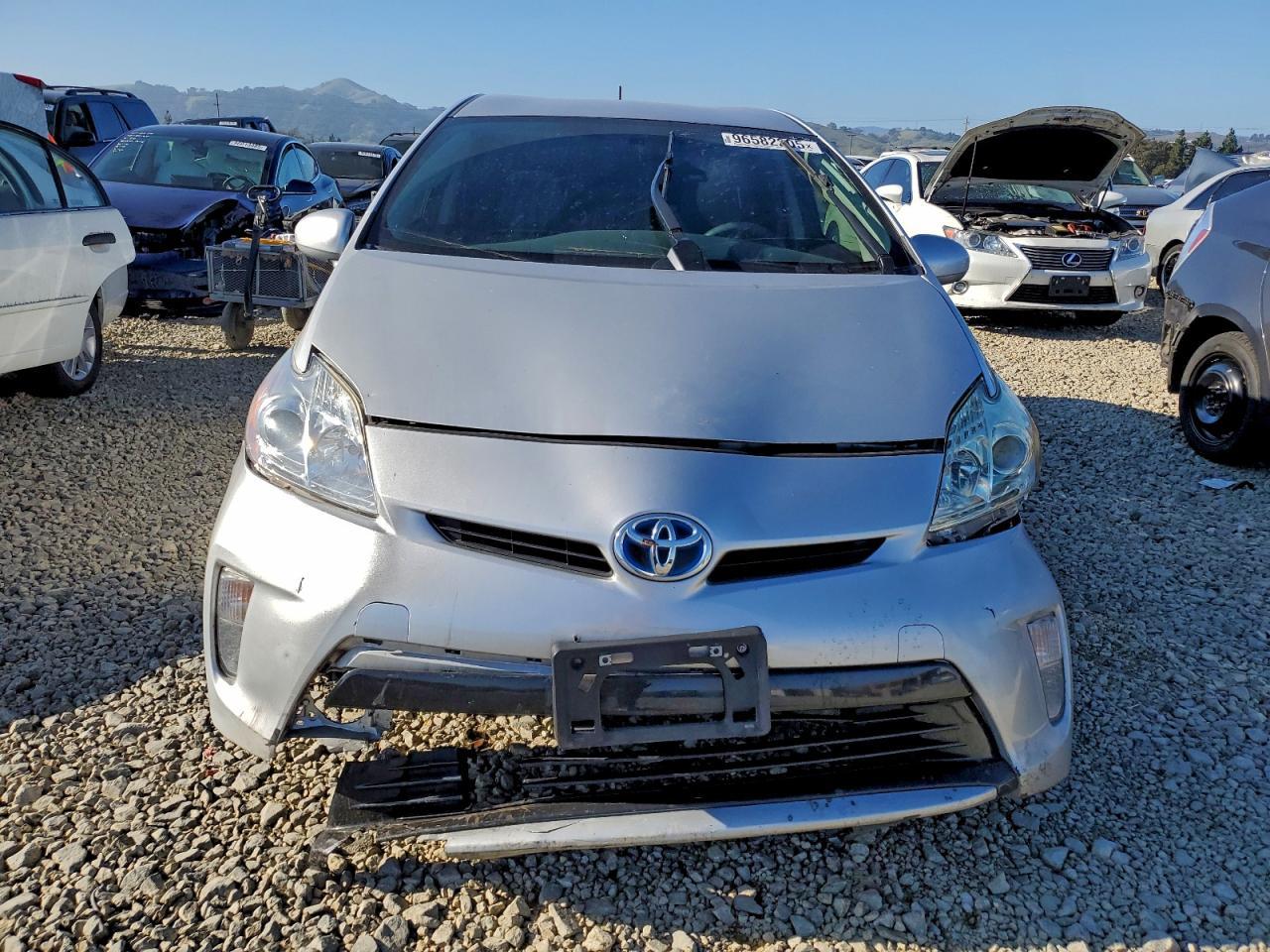 2015 TOYOTA PRIUS