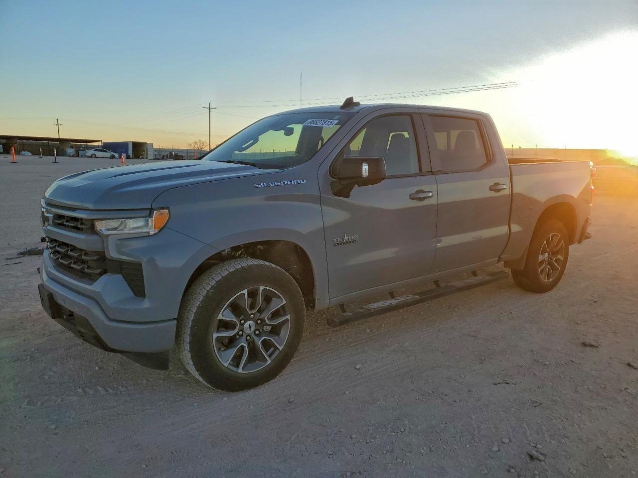 2024 CHEVROLET Silverado