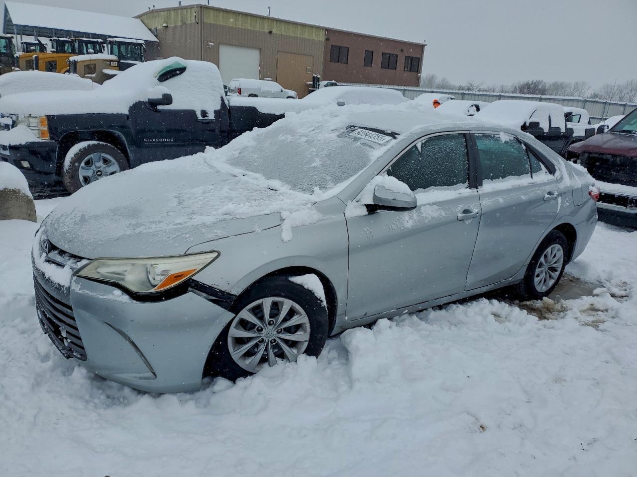 2015 TOYOTA CAMRY