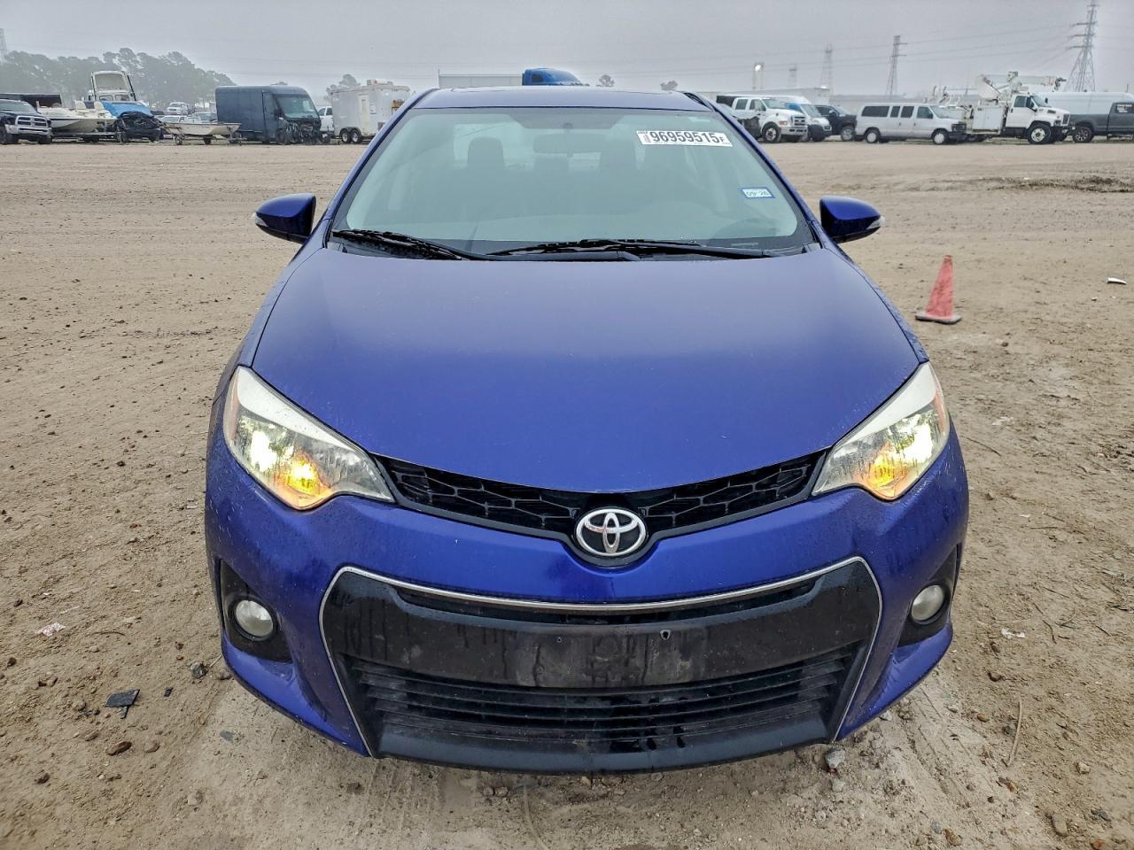 2015 TOYOTA COROLLA