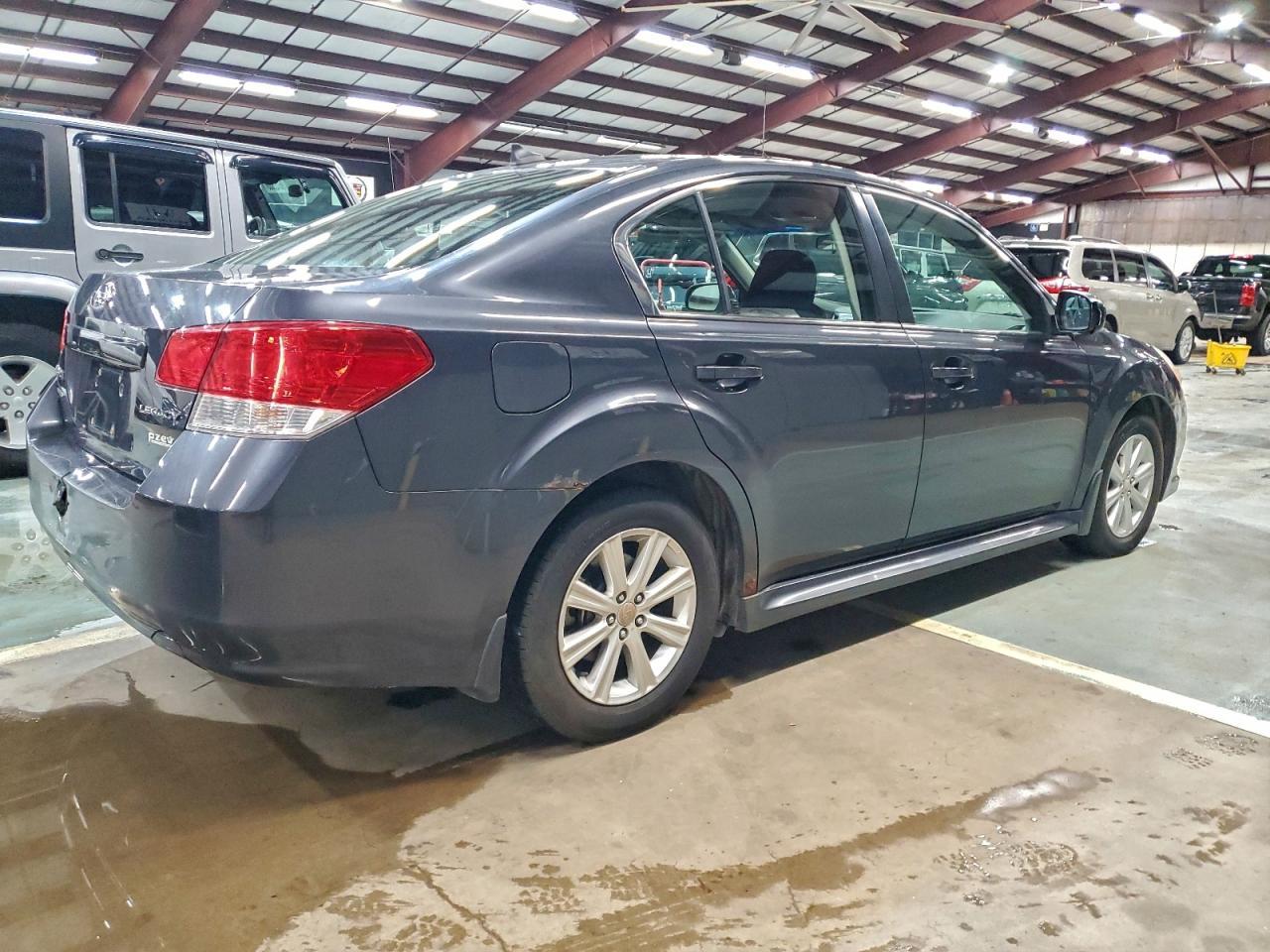 2012 SUBARU Legacy