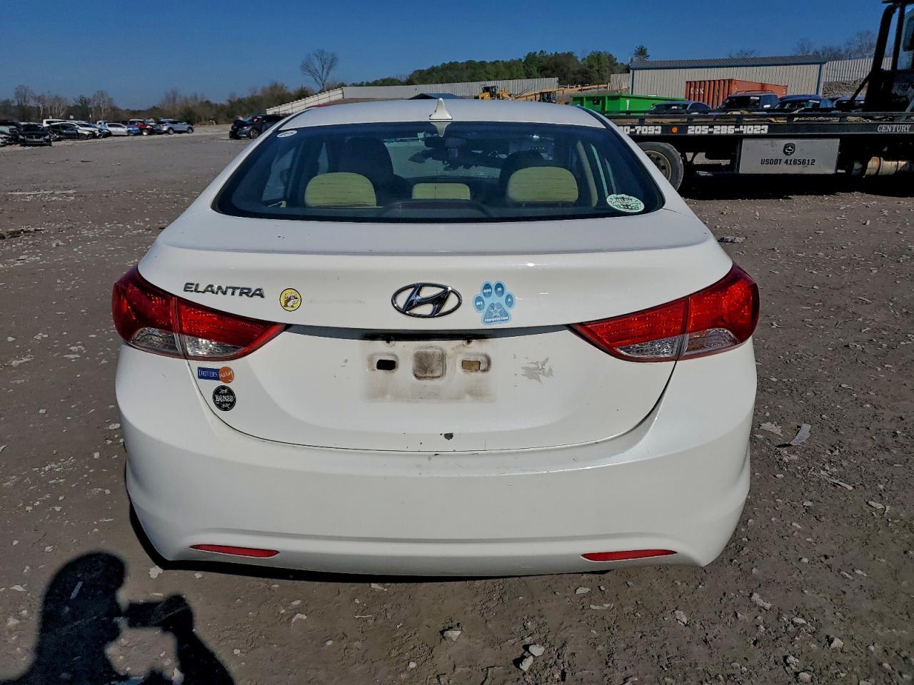 2011 HYUNDAI ELANTRA