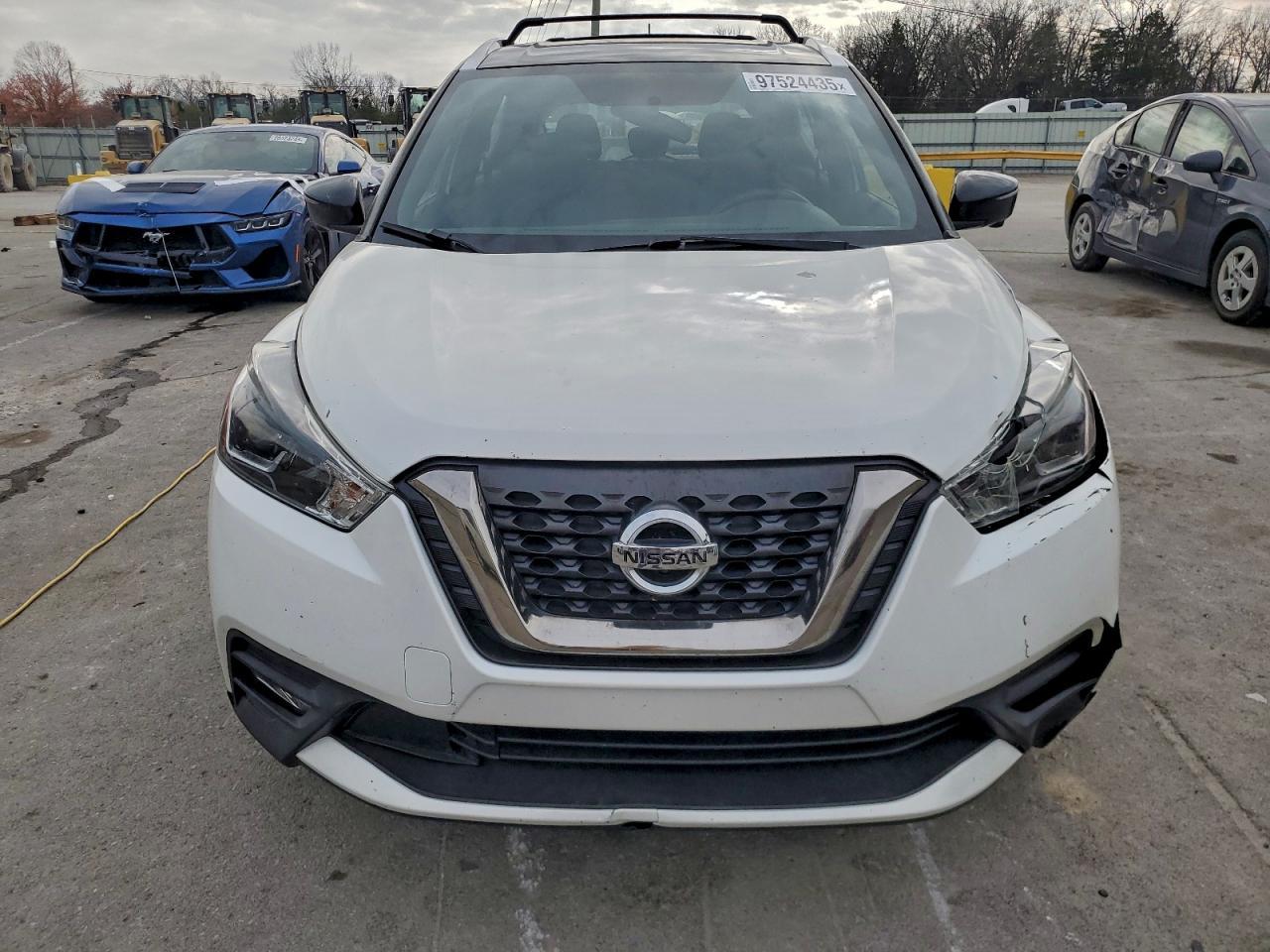 2018 NISSAN KICKS