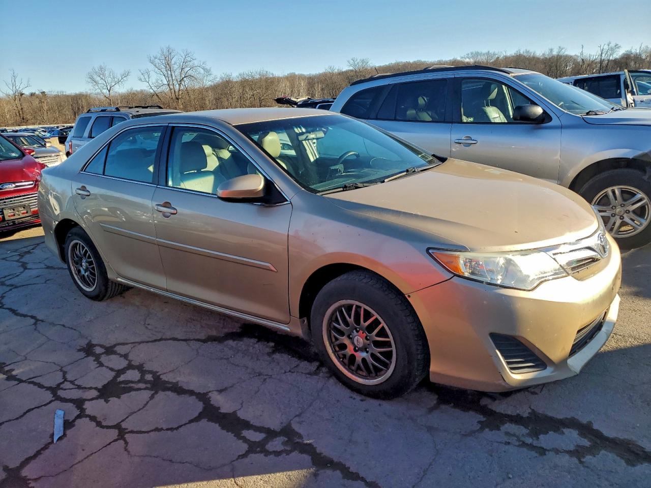 2012 TOYOTA CAMRY