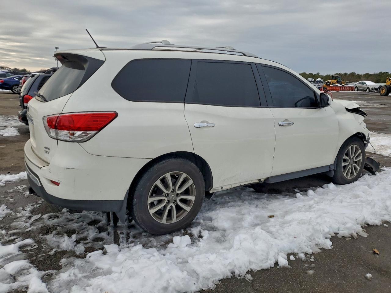 2016 NISSAN PATHFINDER