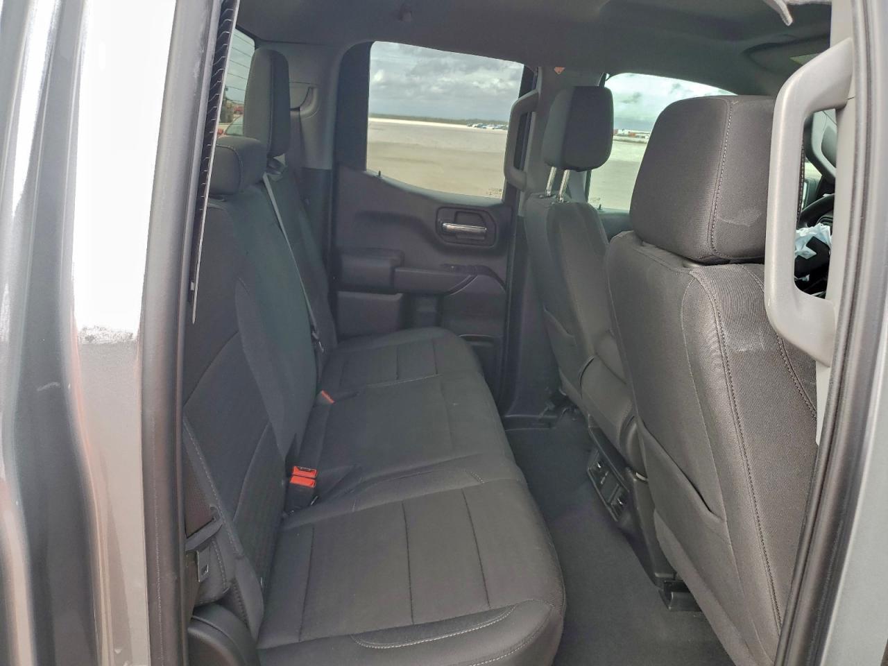 2025 CHEVROLET Silverado