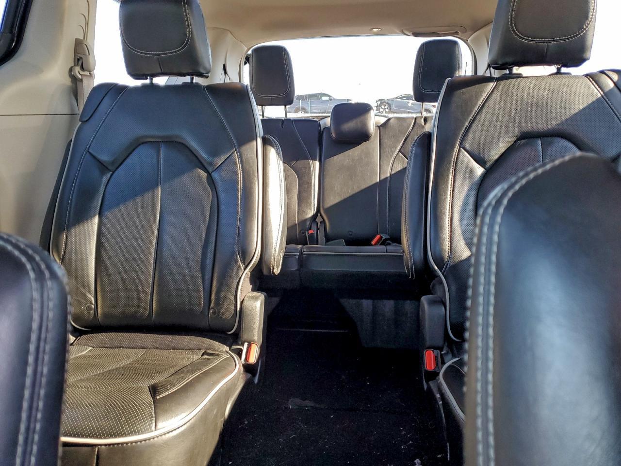 2021 CHRYSLER Pacifica