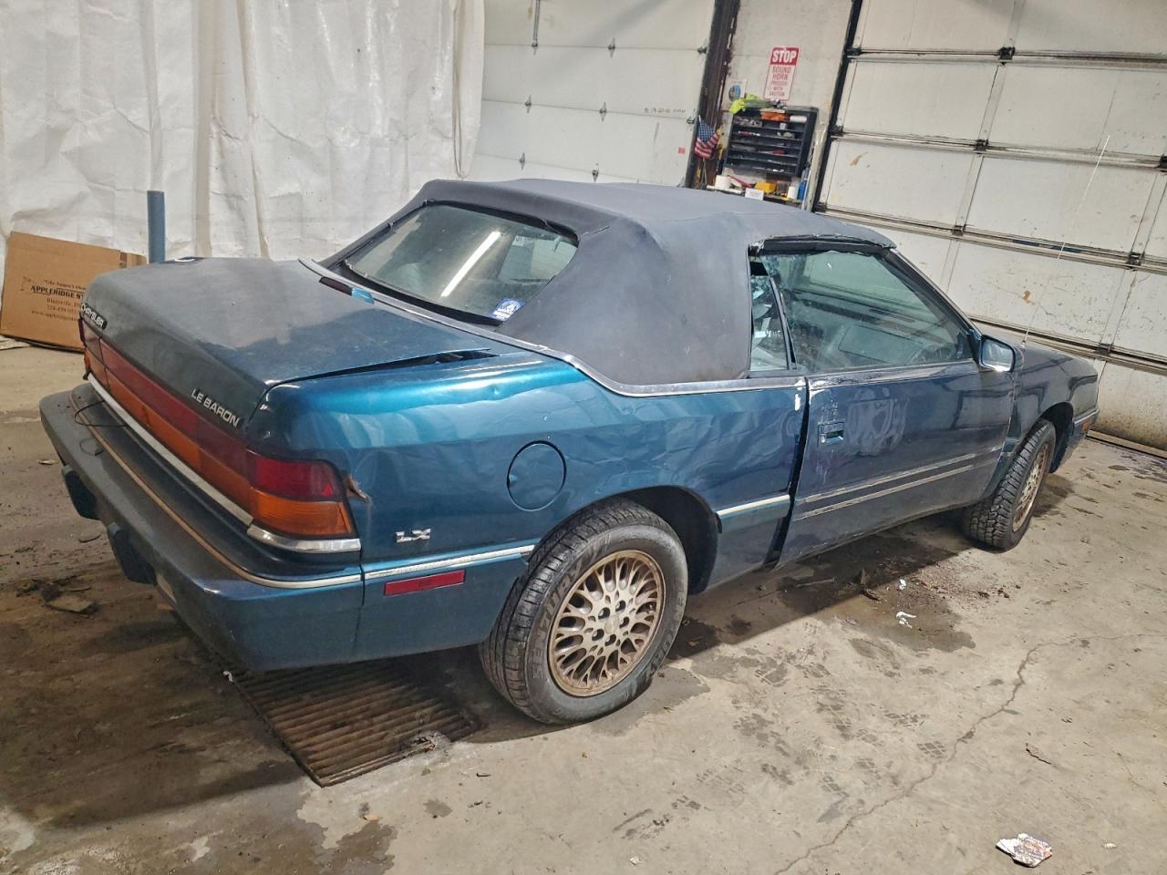 1995 CHRYSLER Lebaron