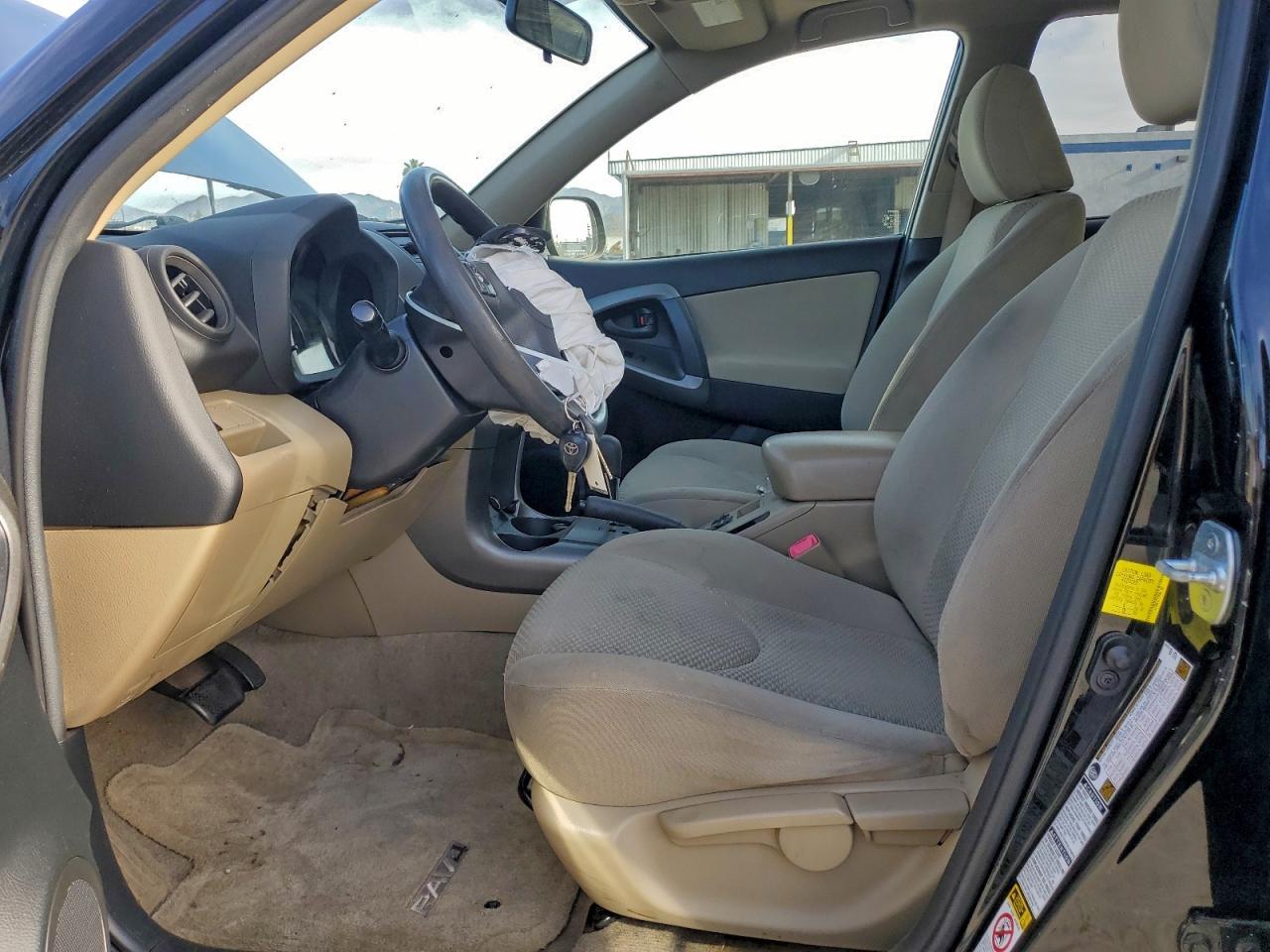 2011 TOYOTA RAV4
