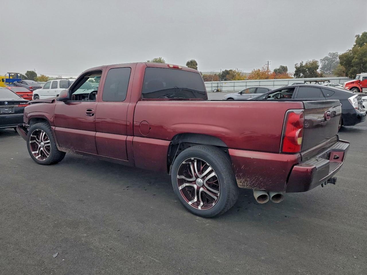 2004 CHEVROLET Silverado