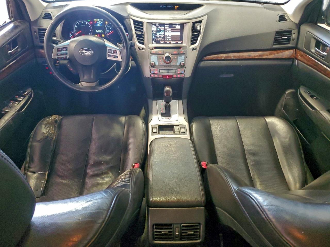 2013 SUBARU Legacy