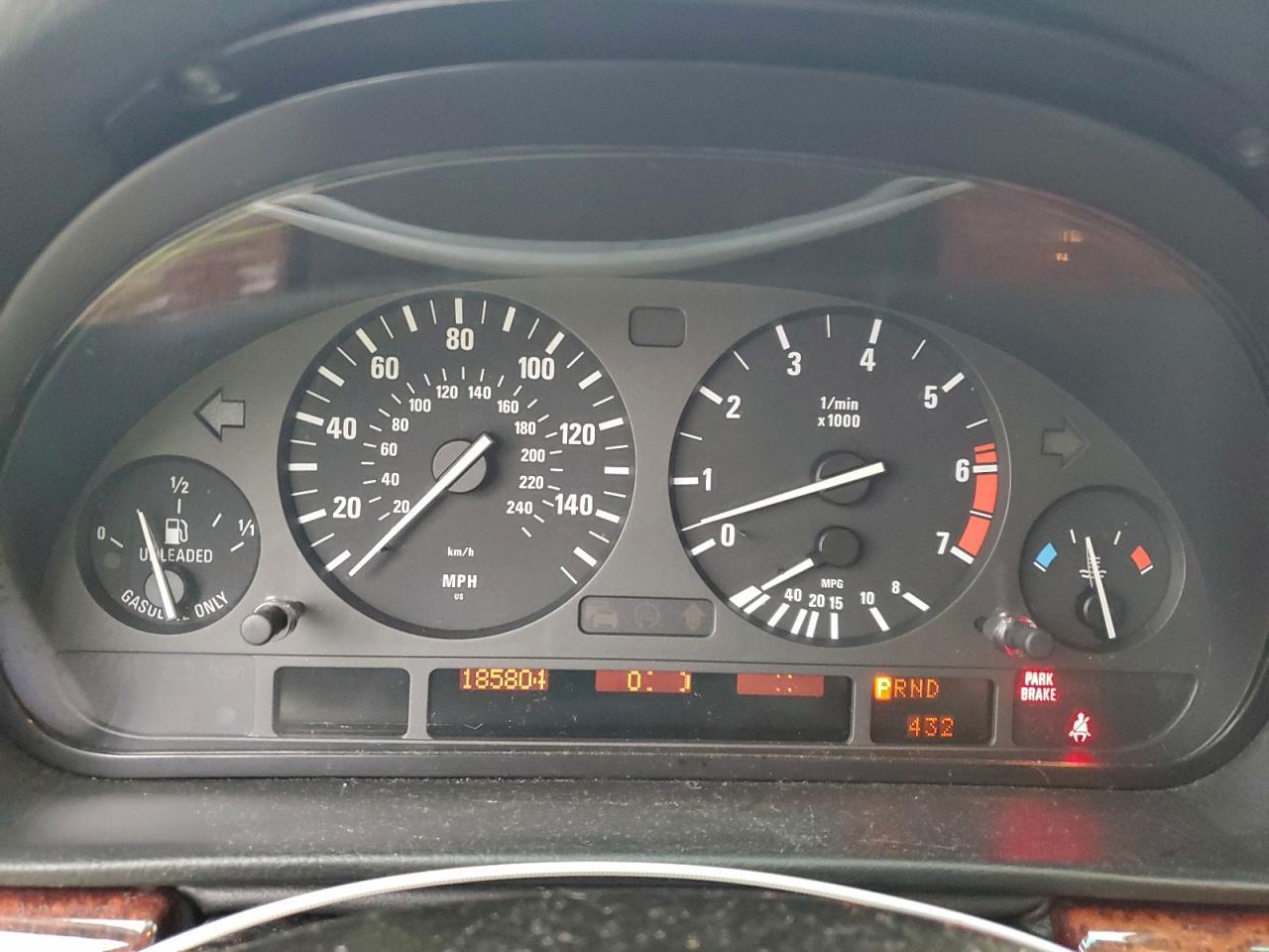 2001 BMW 7 series