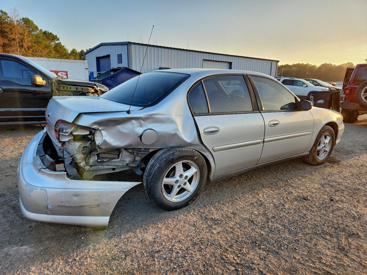 2004 CHEVROLET Classic