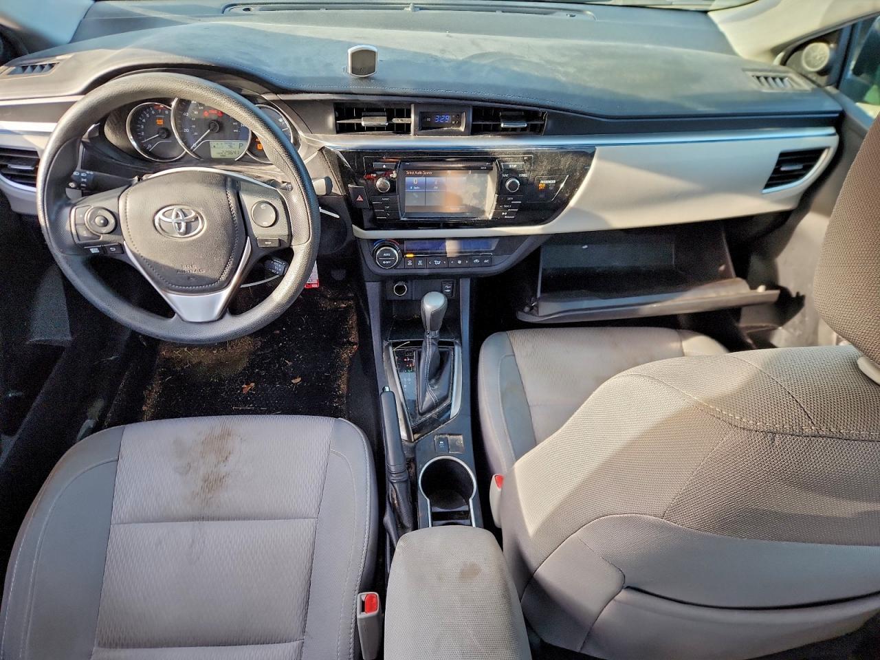 2015 TOYOTA COROLLA