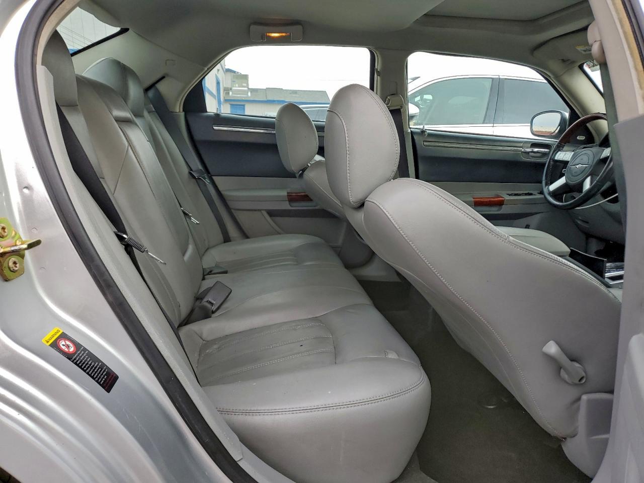 2006 CHRYSLER 300