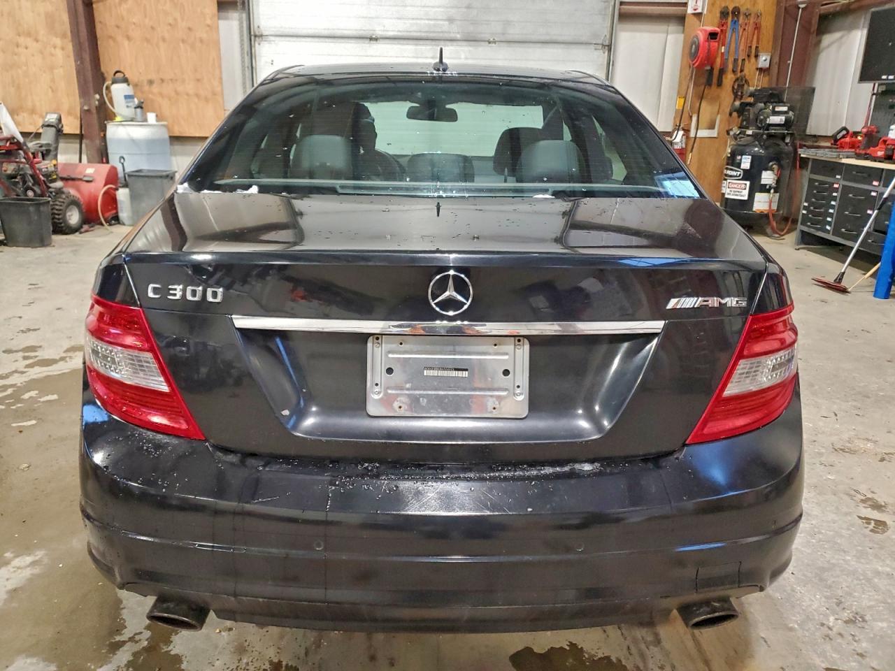 2011 MERCEDES-BENZ C-CLASS
