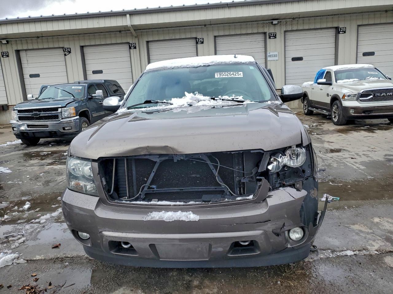 2011 CHEVROLET Tahoe