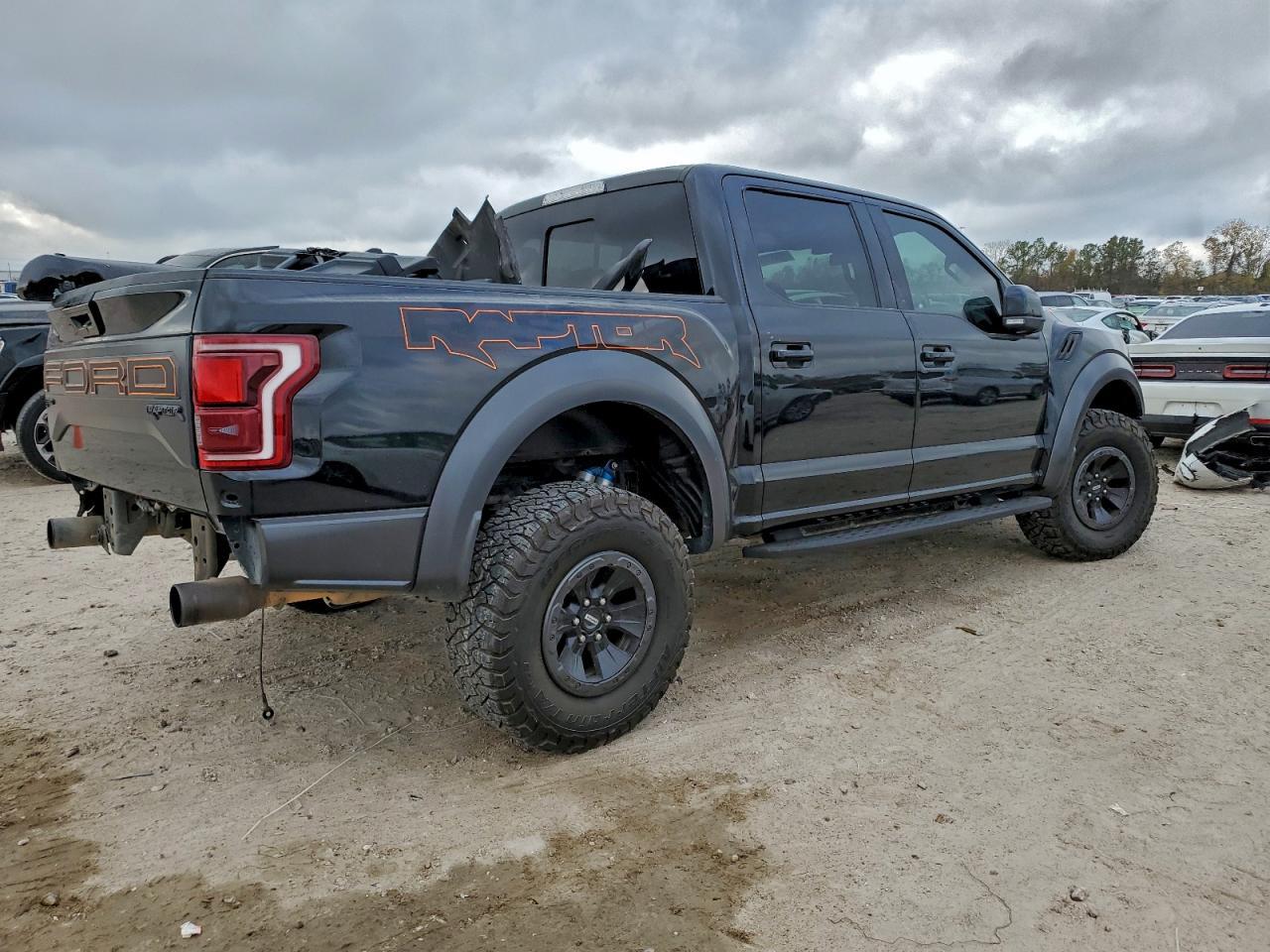 2017 FORD F-150