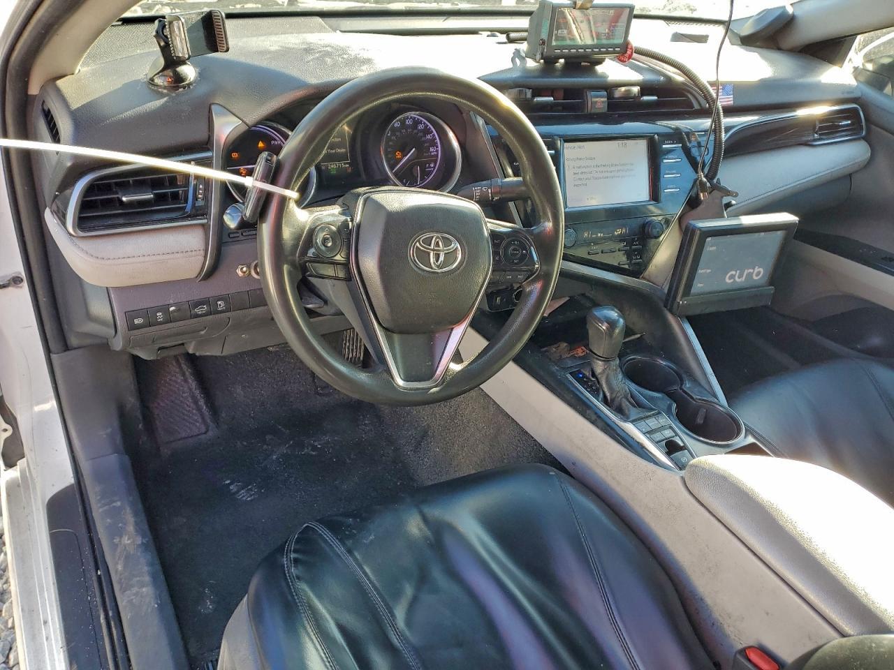 2019 TOYOTA CAMRY