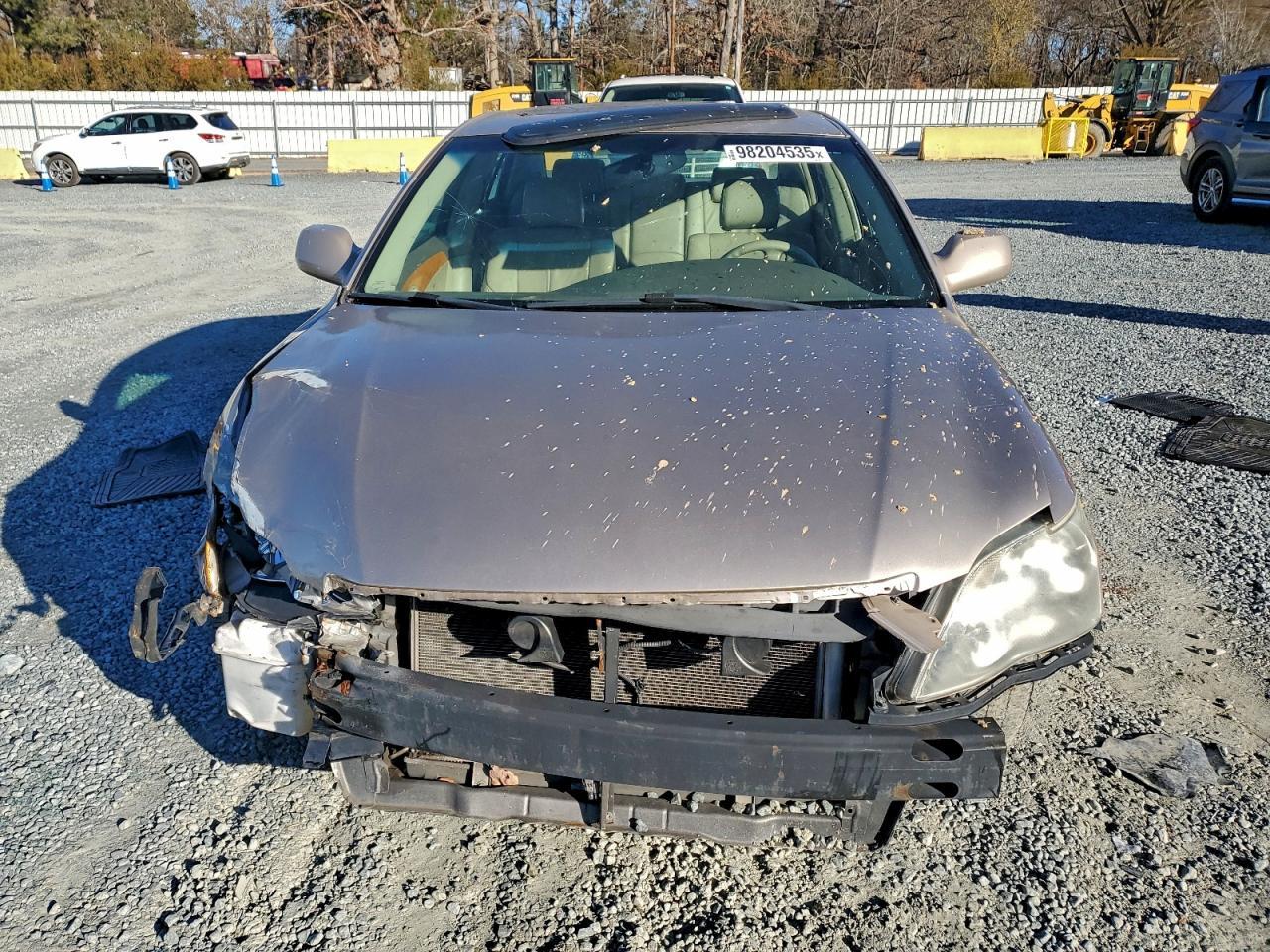 2005 TOYOTA Avalon