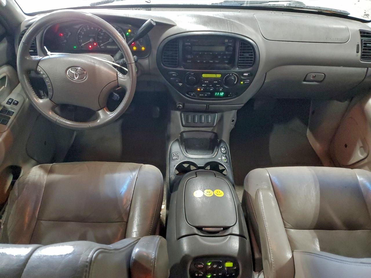 2006 TOYOTA Sequoia