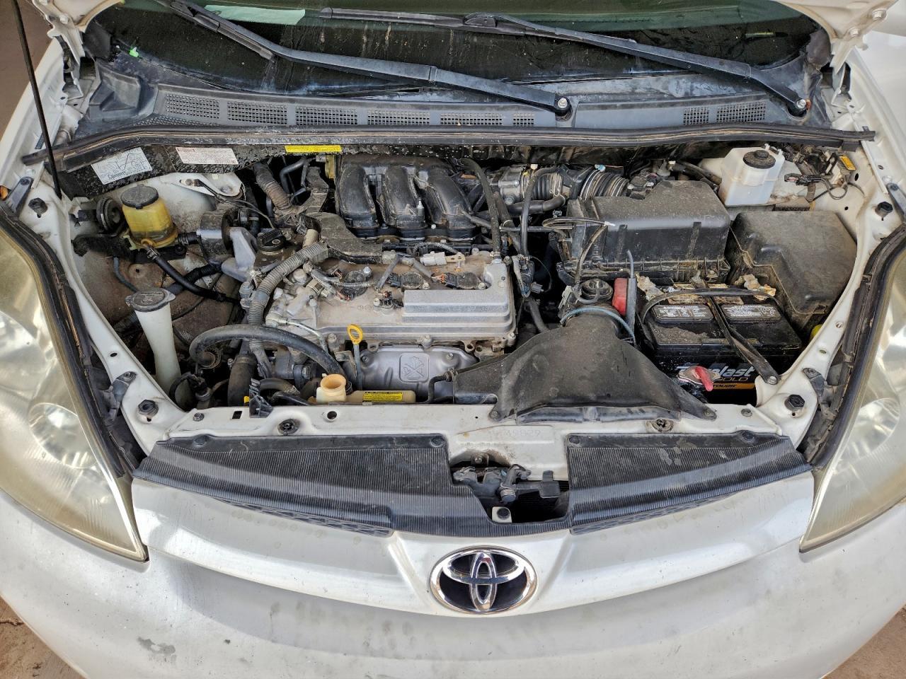 2008 TOYOTA SIENNA
