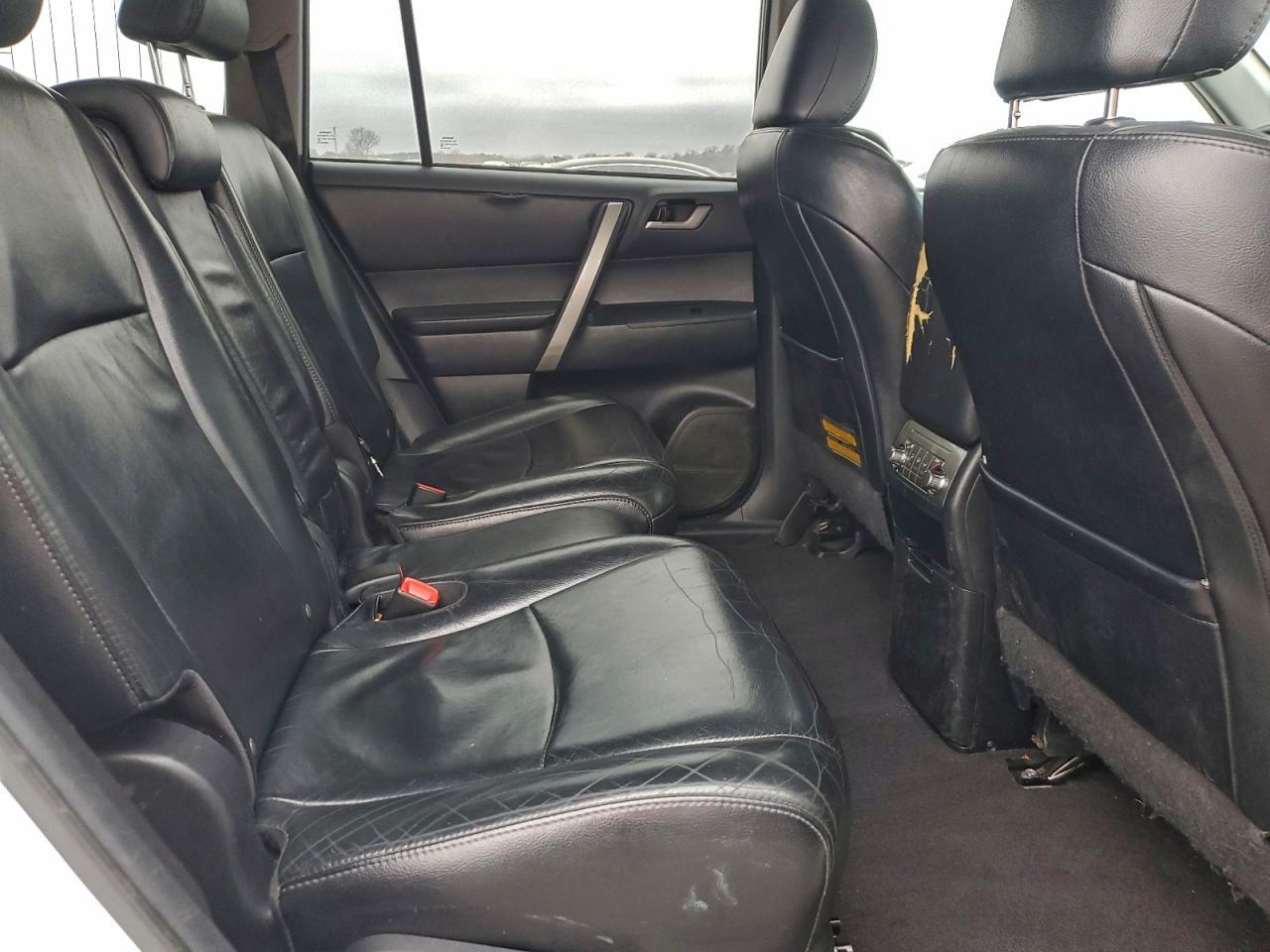 2012 TOYOTA HIGHLANDER