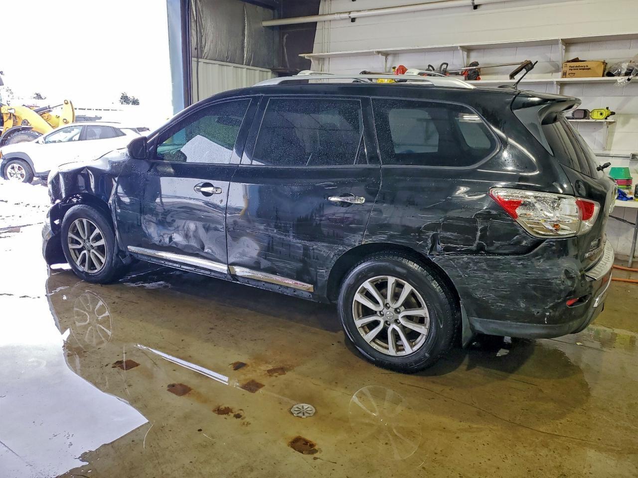 2014 NISSAN PATHFINDER