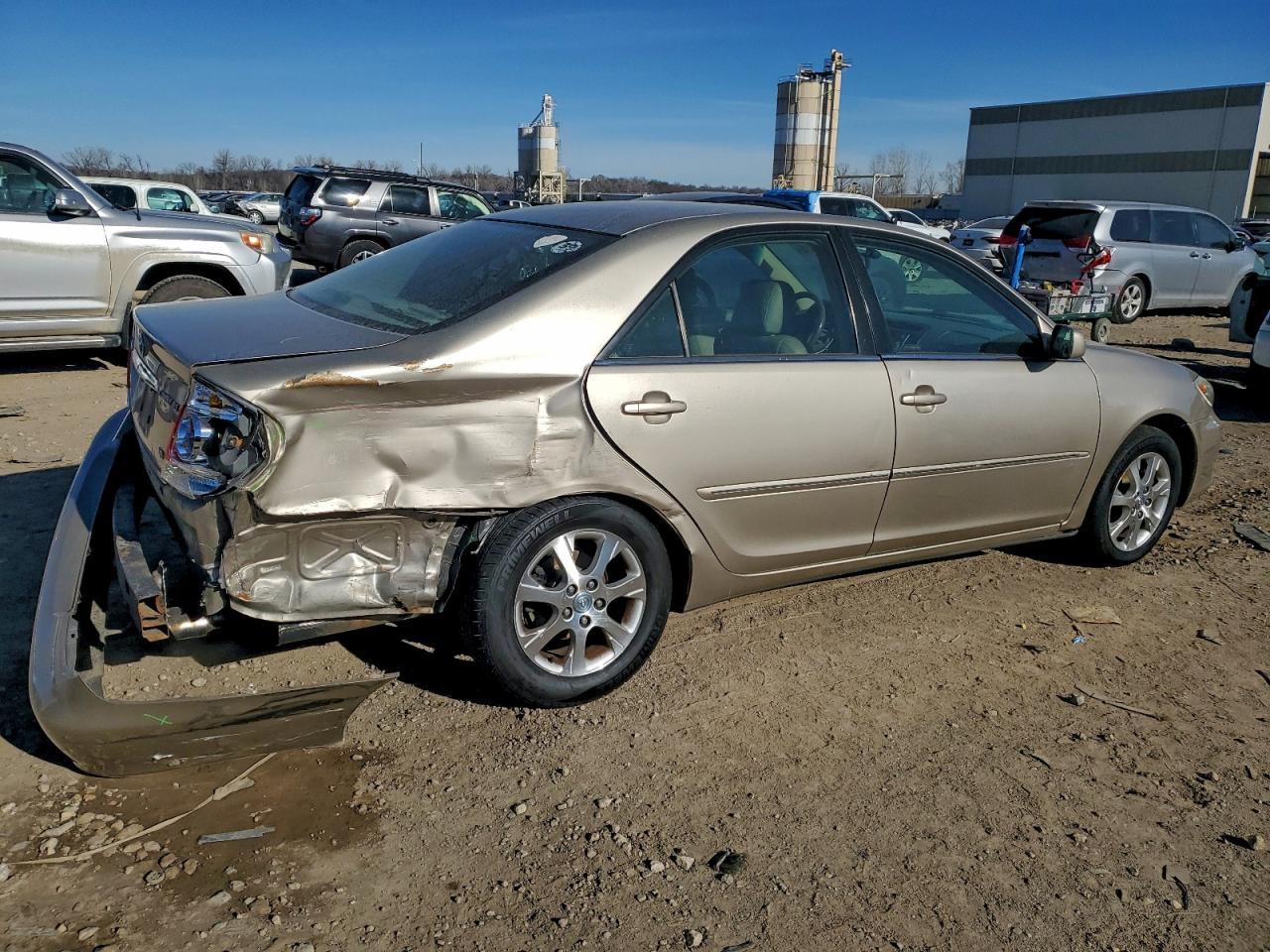 2005 TOYOTA CAMRY