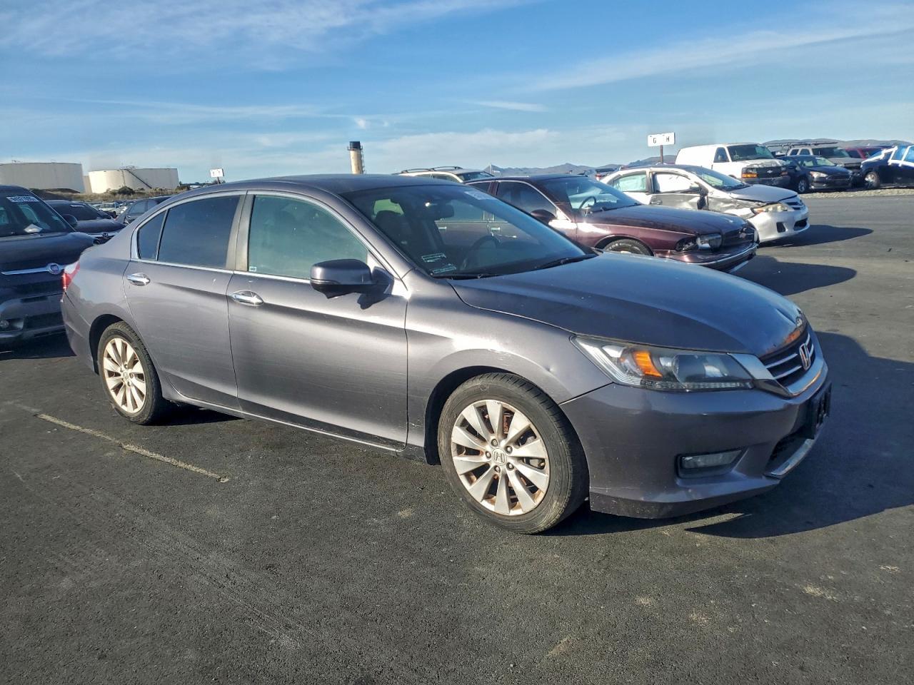 2015 HONDA ACCORD
