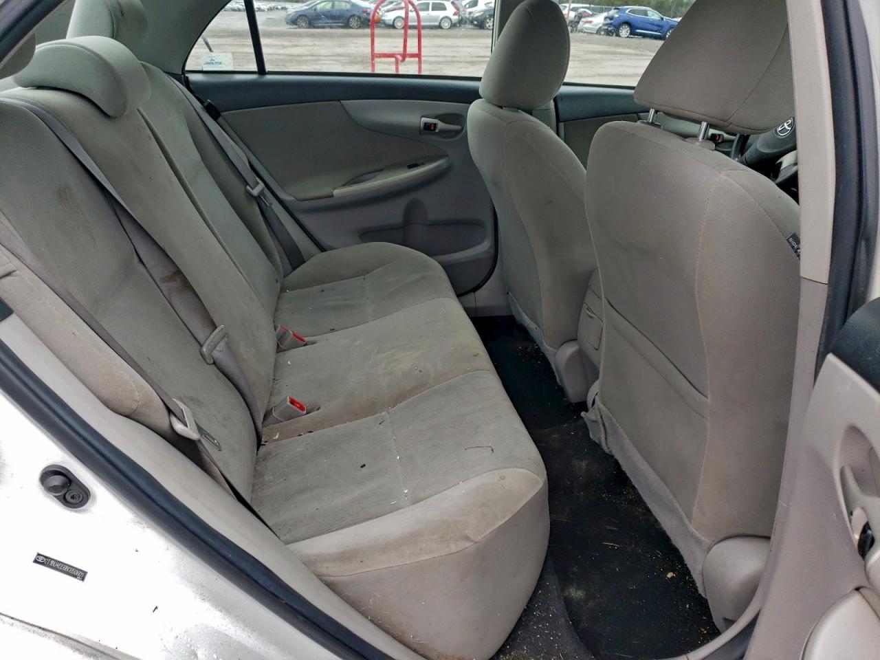 2011 TOYOTA COROLLA