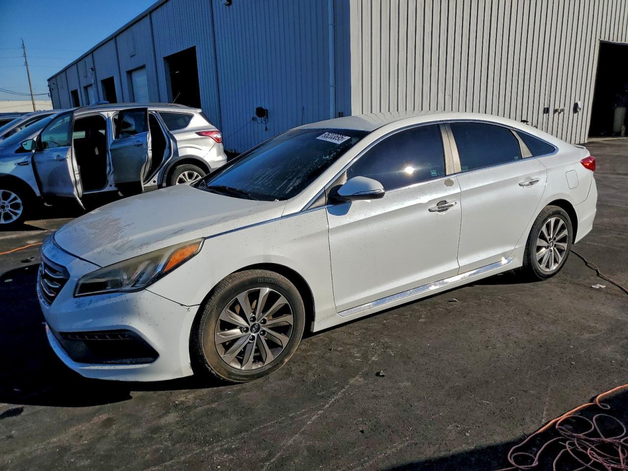 2016 HYUNDAI SONATA