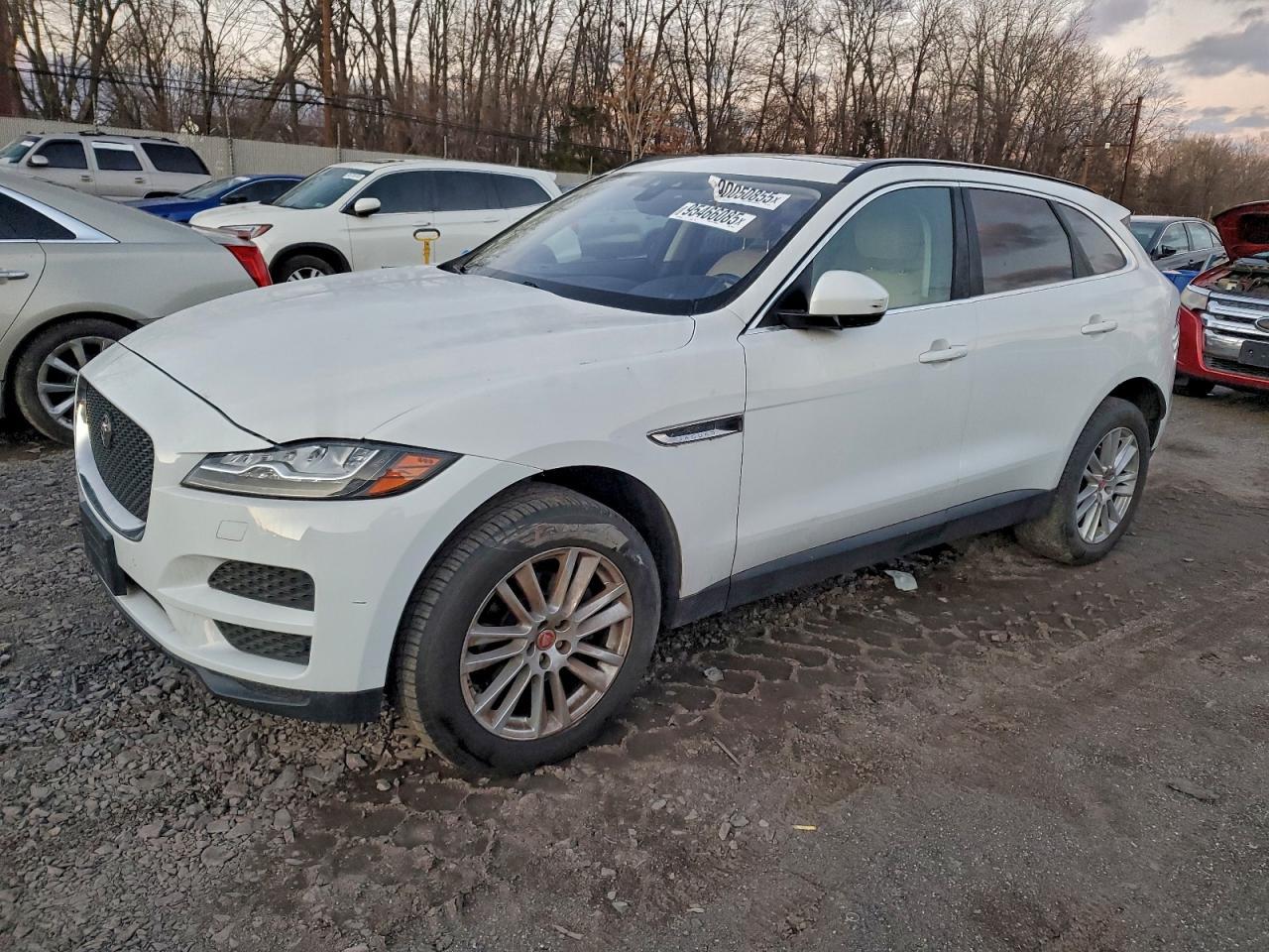 2017 JAGUAR F-Pace