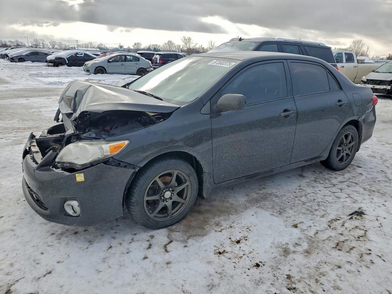 2013 TOYOTA COROLLA