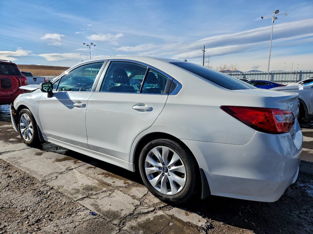 2015 SUBARU Legacy