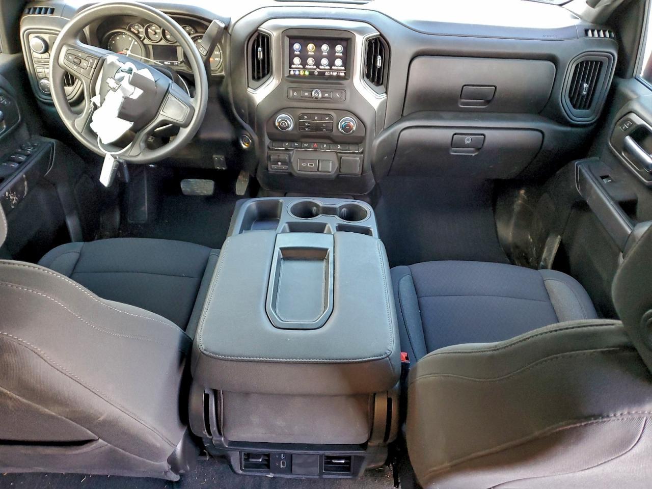 2025 CHEVROLET Silverado