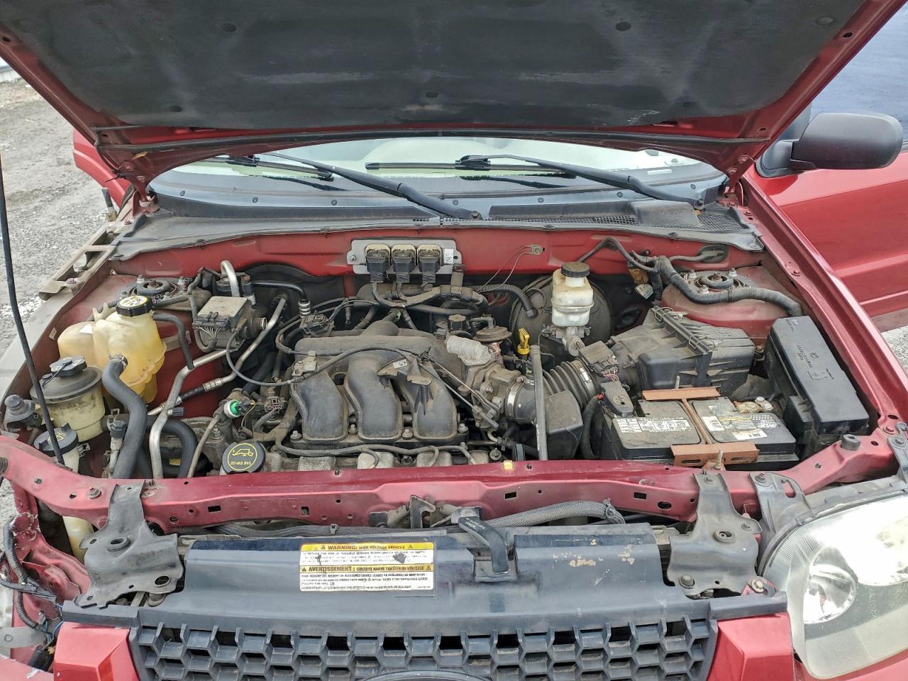 2005 FORD ESCAPE