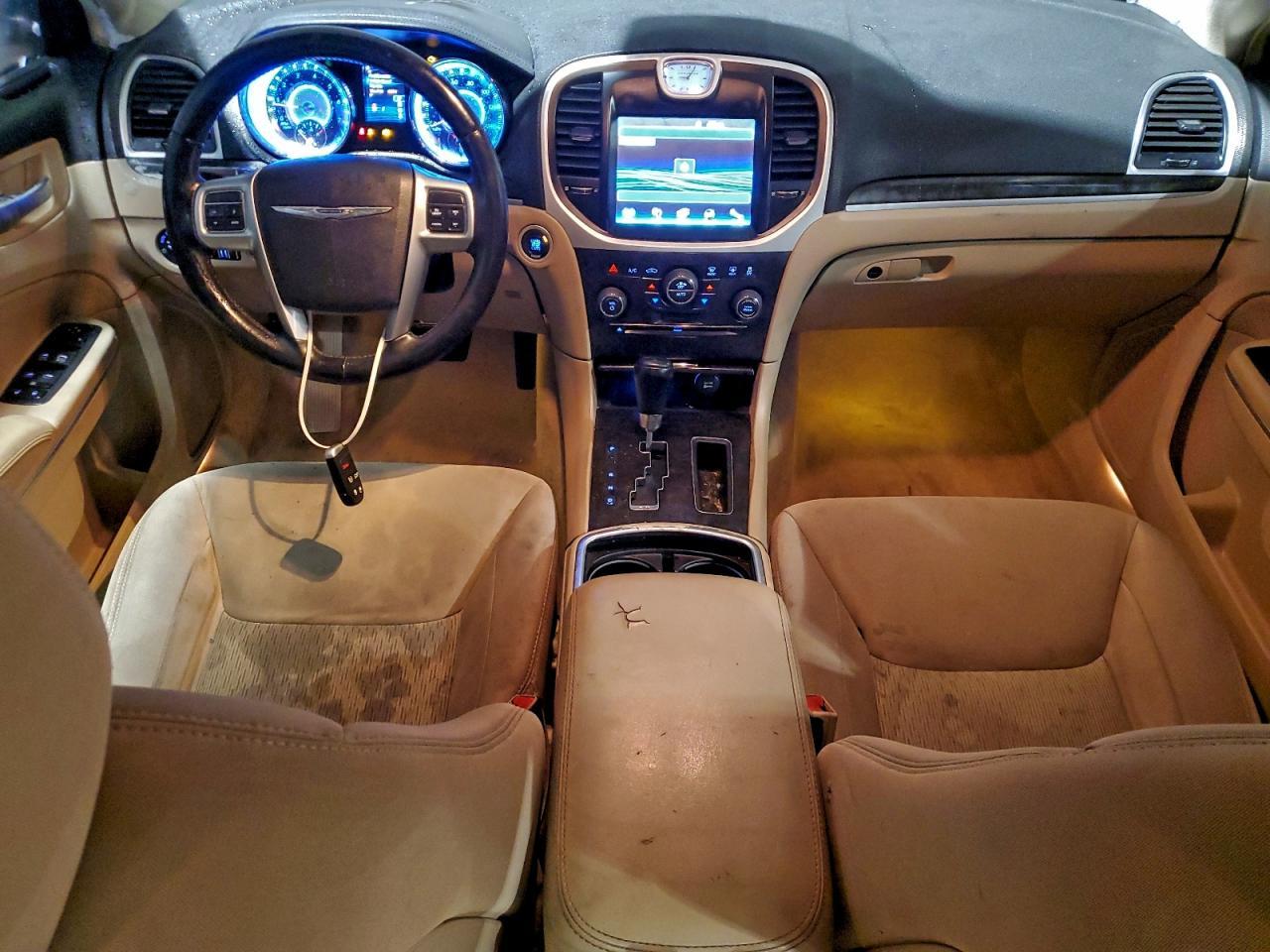 2012 CHRYSLER 300