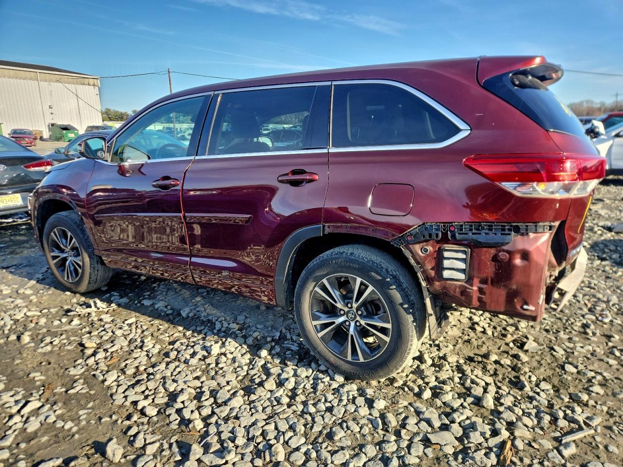 2017 TOYOTA HIGHLANDER
