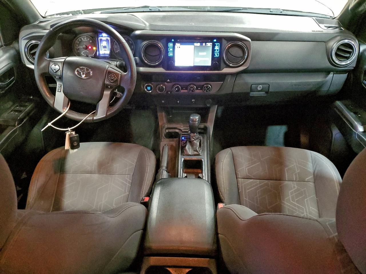2016 TOYOTA TACOMA