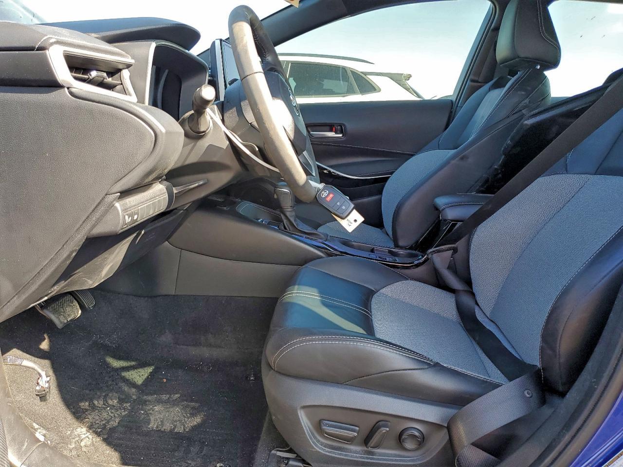 2024 TOYOTA COROLLA