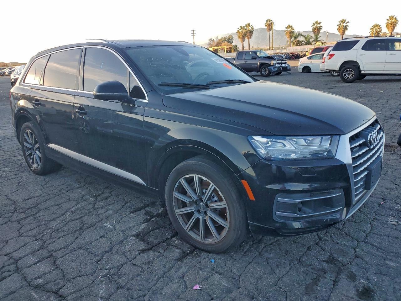 2017 AUDI Q7