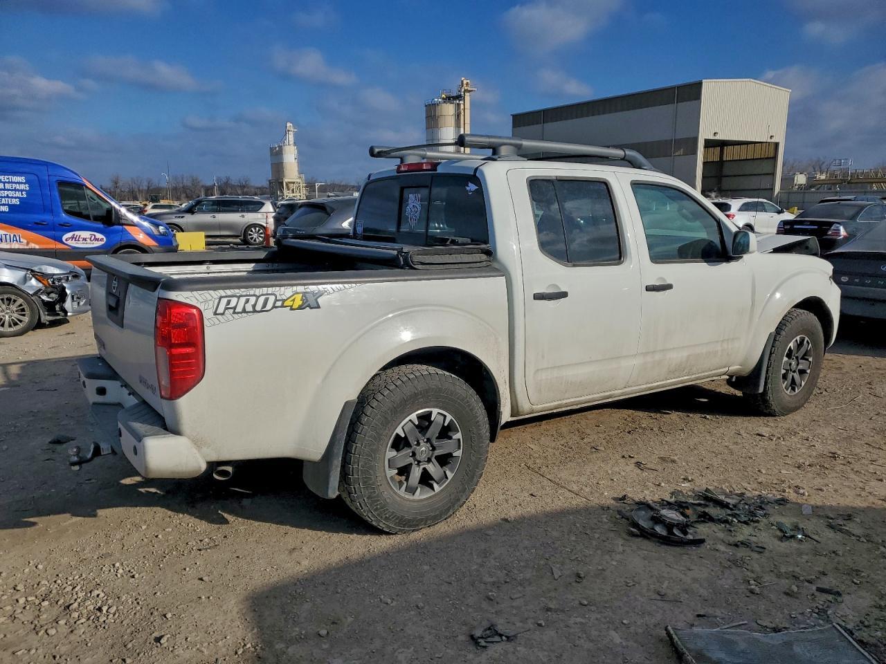 2018 NISSAN Frontier