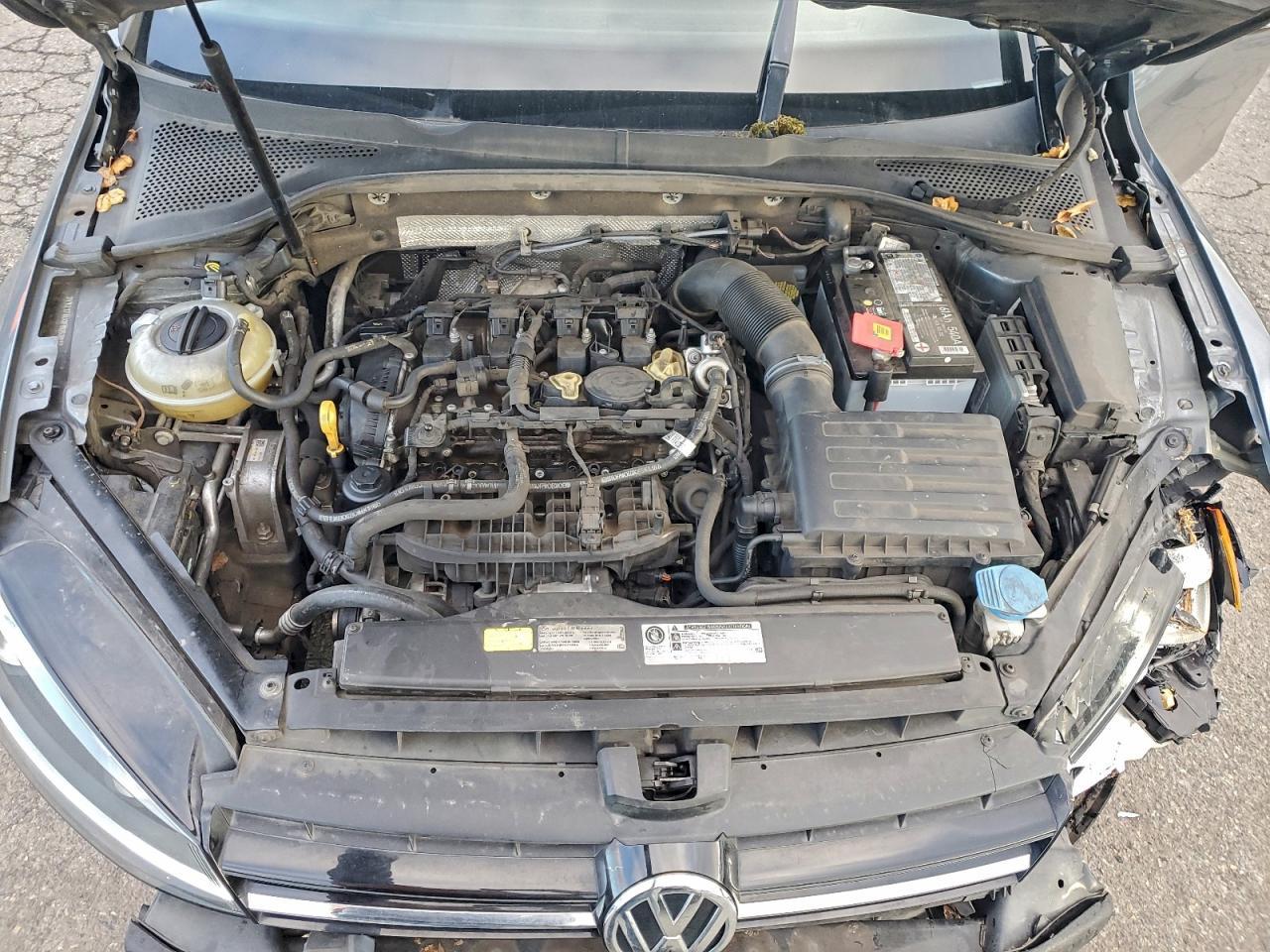 2015 VOLKSWAGEN GOLF