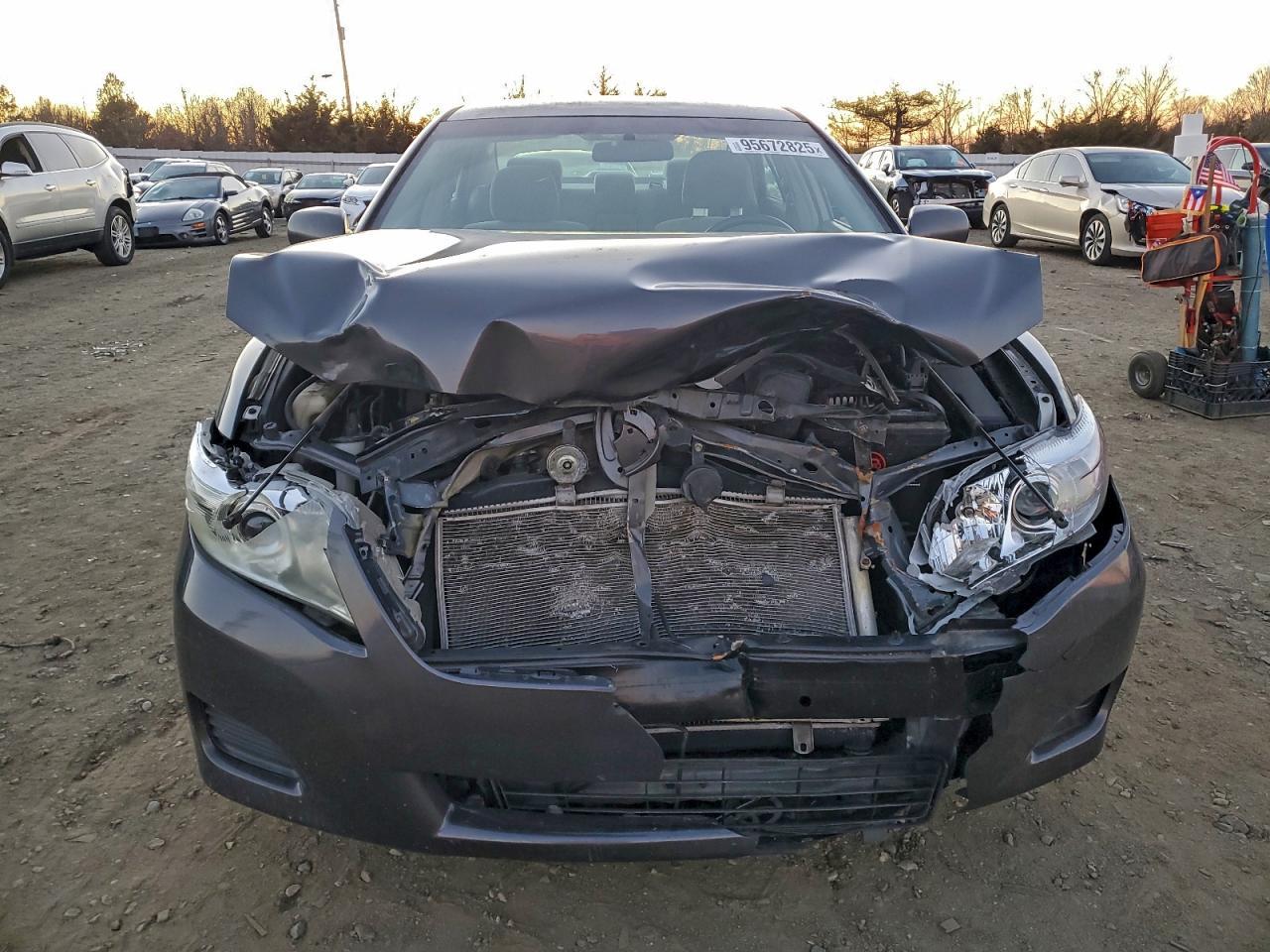 2011 TOYOTA CAMRY