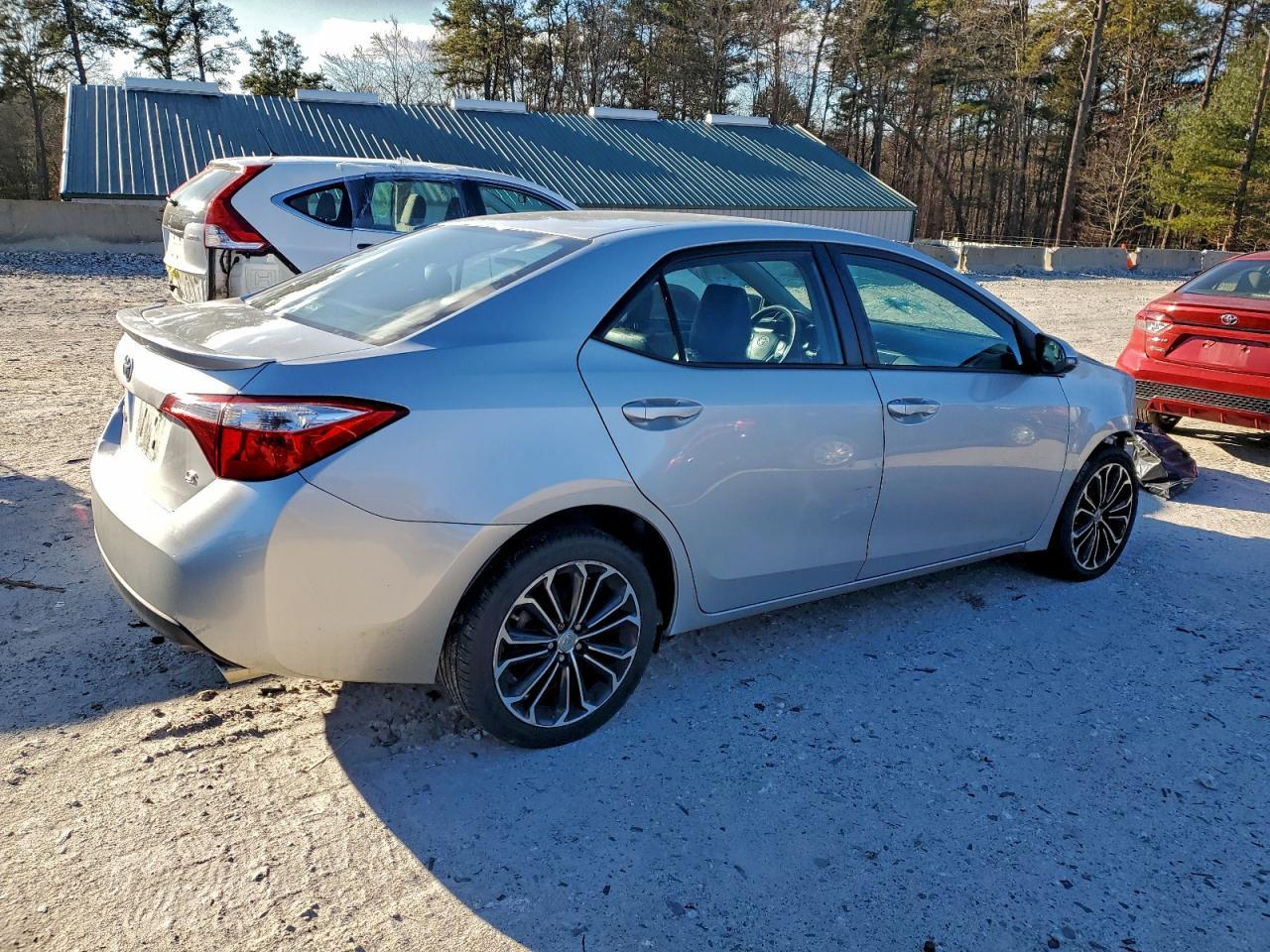 2015 TOYOTA COROLLA