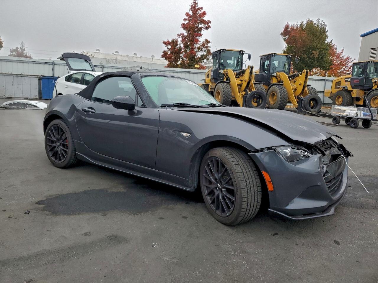 2017 MAZDA MX-5 Miata